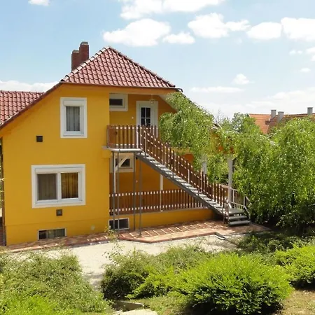 Ferienwohnung Fuer 2 Personen 2 Kinder Ca 42 Qm In Zalakaros, Westungarn Zala شقة